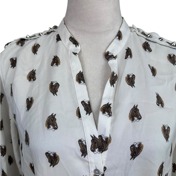 Zara Basic long sleeve top with horse print size large - Picture 3 of 14